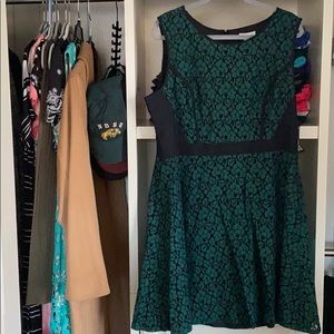 New York & Co emerald and black lace dress